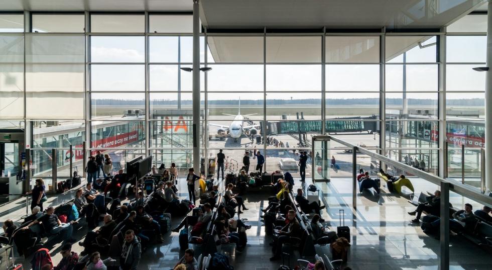 Wrocawskie lotnisko kontynuuje wakacyjne wzrosty