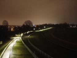 Wrocław - 168 latarni oświetliło ścieżkę wokół toru wyścigów konnych 